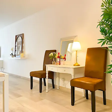 Entire 2 Bedroom Family Friendly House In Belem 3 To 5 Guests