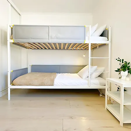 Entire 2 Bedroom Family Friendly House In Belem 3 To 5 Guests Будинок відпочинку