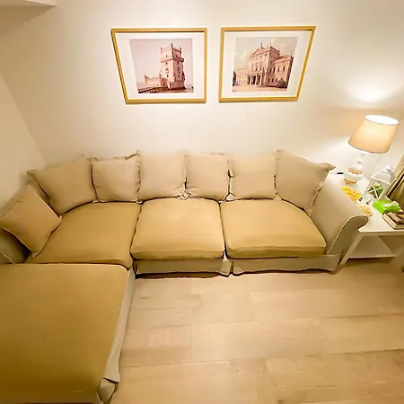 Entire 2 Bedroom Family Friendly House In Belem 3 To 5 Guests Будинок відпочинку