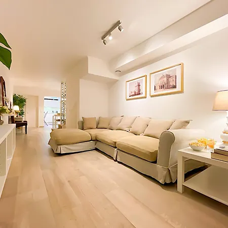 Entire 2 Bedroom Family Friendly House In Belem 3 To 5 Guests * Lizbona