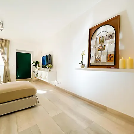 Entire 2 Bedroom Family Friendly House In Belem 3 To 5 Guests * Lisboa