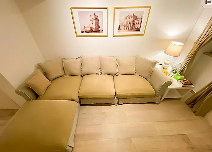 Entire 2 Bedroom Family Friendly House In Belem 3 To 5 Guests Дом отдыха