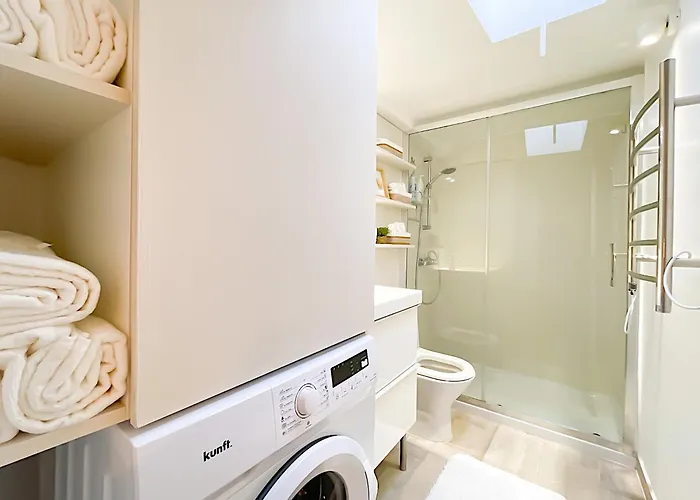 Дом отдыха Entire 2 Bedroom Family Friendly House In Belem 3 To 5 Guests Лиссабон