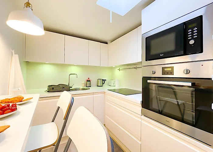 Entire 2 Bedroom Family Friendly House In Belem 3 To 5 Guests