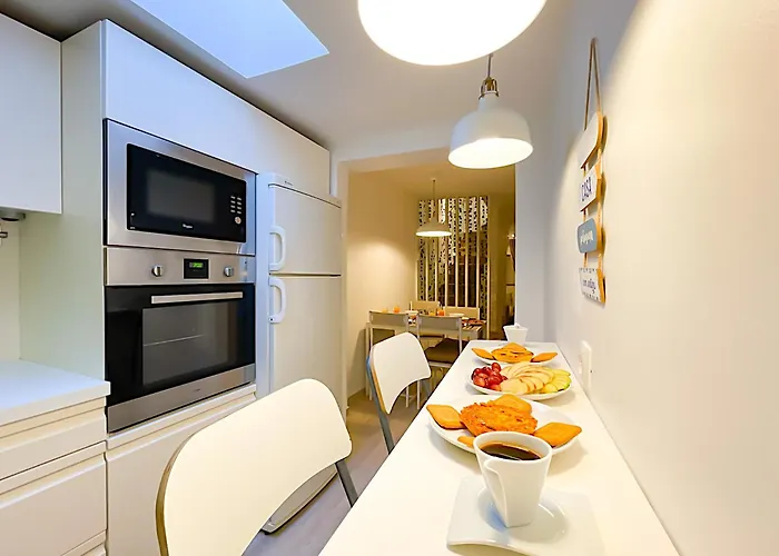 Дом отдыха Entire 2 Bedroom Family Friendly House In Belem 3 To 5 Guests Лиссабон