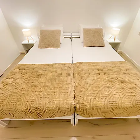 Ferienhaus Entire 2 Bedroom Family Friendly House In Belem 3 To 5 Guests Lissabon